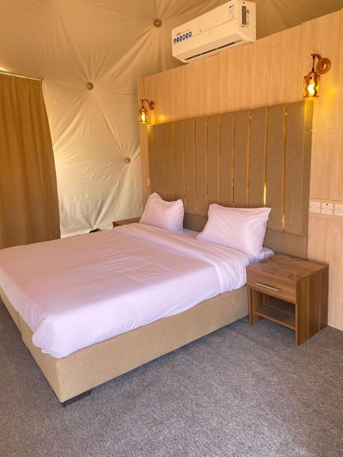 Tamim Luxury Wadi Rum Camp ภายนอก รูปภาพ