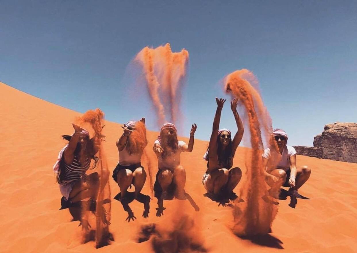 Tamim Luxury Wadi Rum Camp ภายนอก รูปภาพ