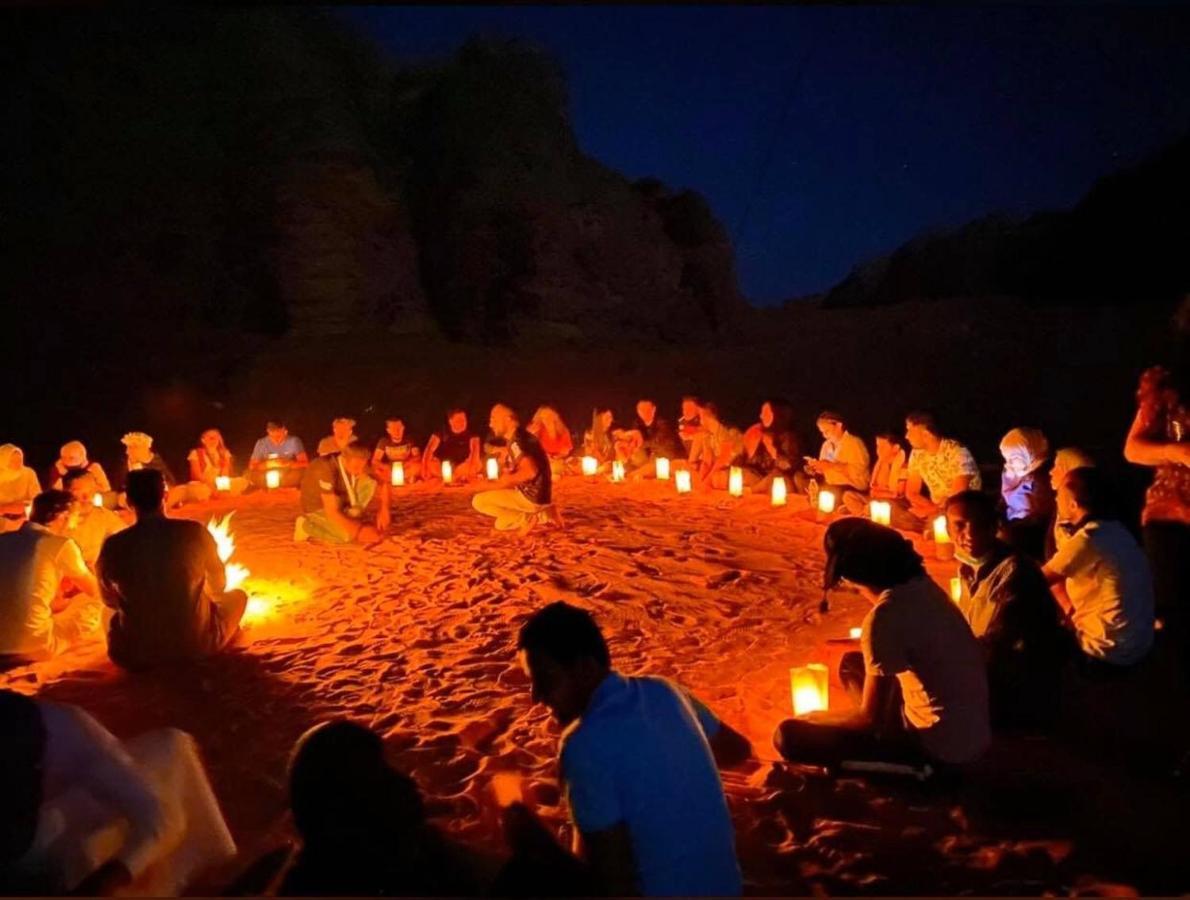 Tamim Luxury Wadi Rum Camp ภายนอก รูปภาพ