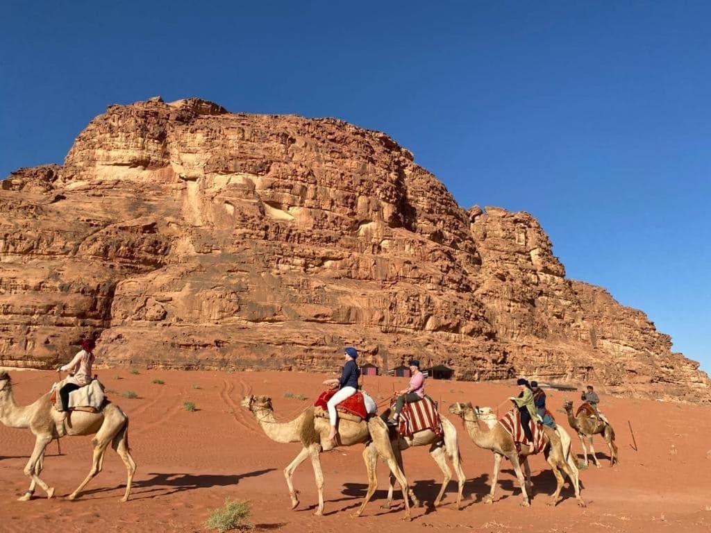 Tamim Luxury Wadi Rum Camp ภายนอก รูปภาพ