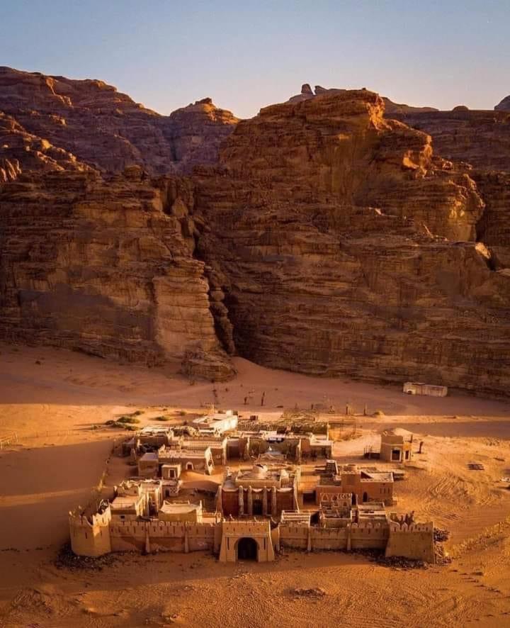 Tamim Luxury Wadi Rum Camp ภายนอก รูปภาพ