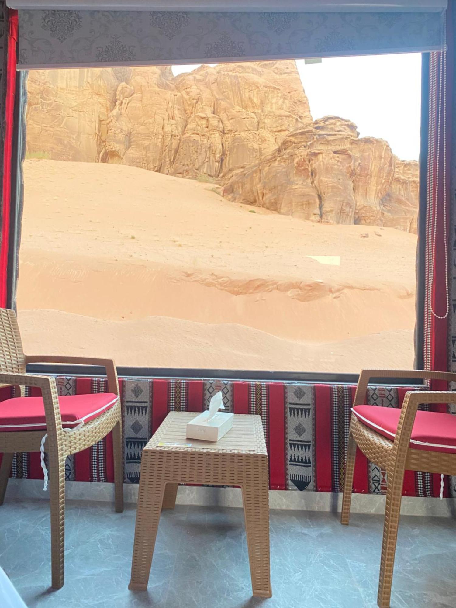 Tamim Luxury Wadi Rum Camp ภายนอก รูปภาพ