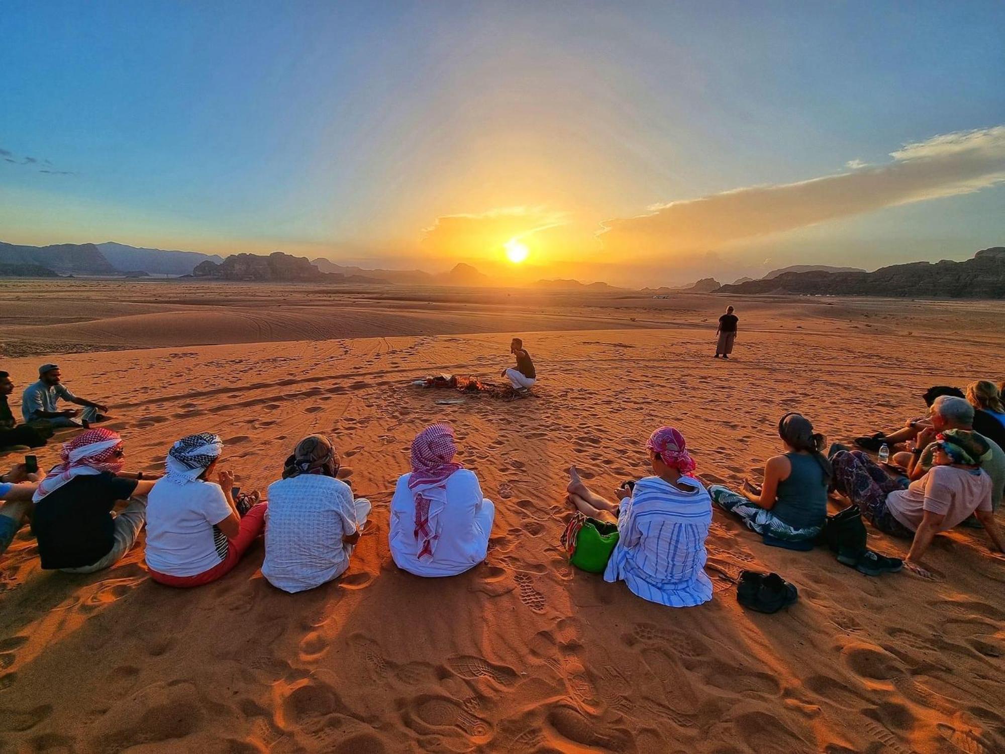 Tamim Luxury Wadi Rum Camp ภายนอก รูปภาพ
